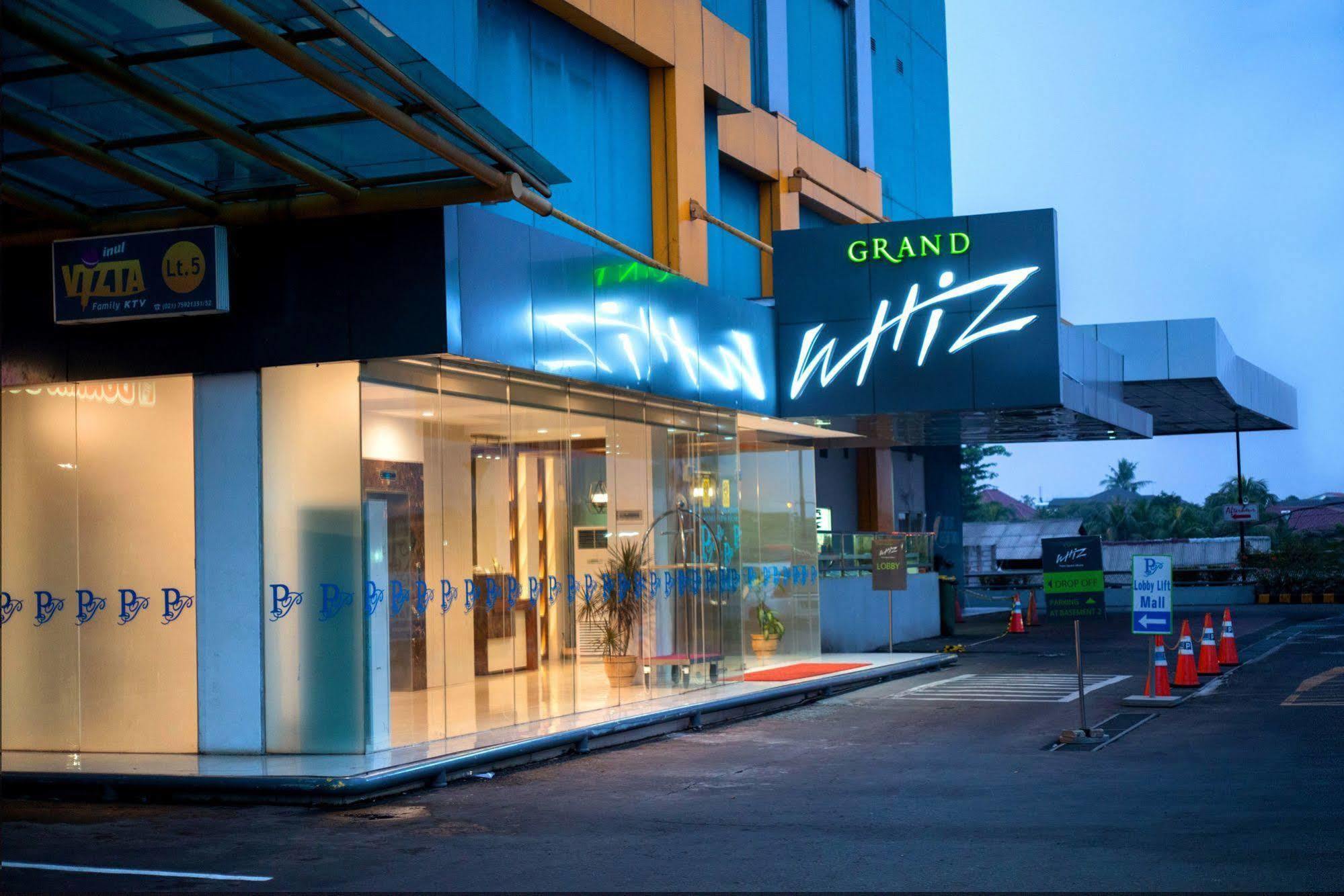 Grand Whiz Poins Simatupang Τζακάρτα Εξωτερικό φωτογραφία